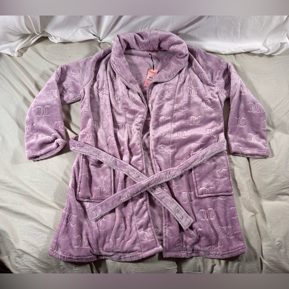 Juicy Couture Robe Mauve JC Monogram Logo JC1588A Rhinestones Size L/XL